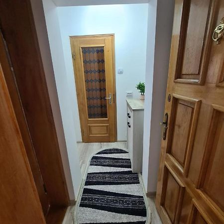Garsoniera Slanic-Moldova Apartment Luaran gambar
